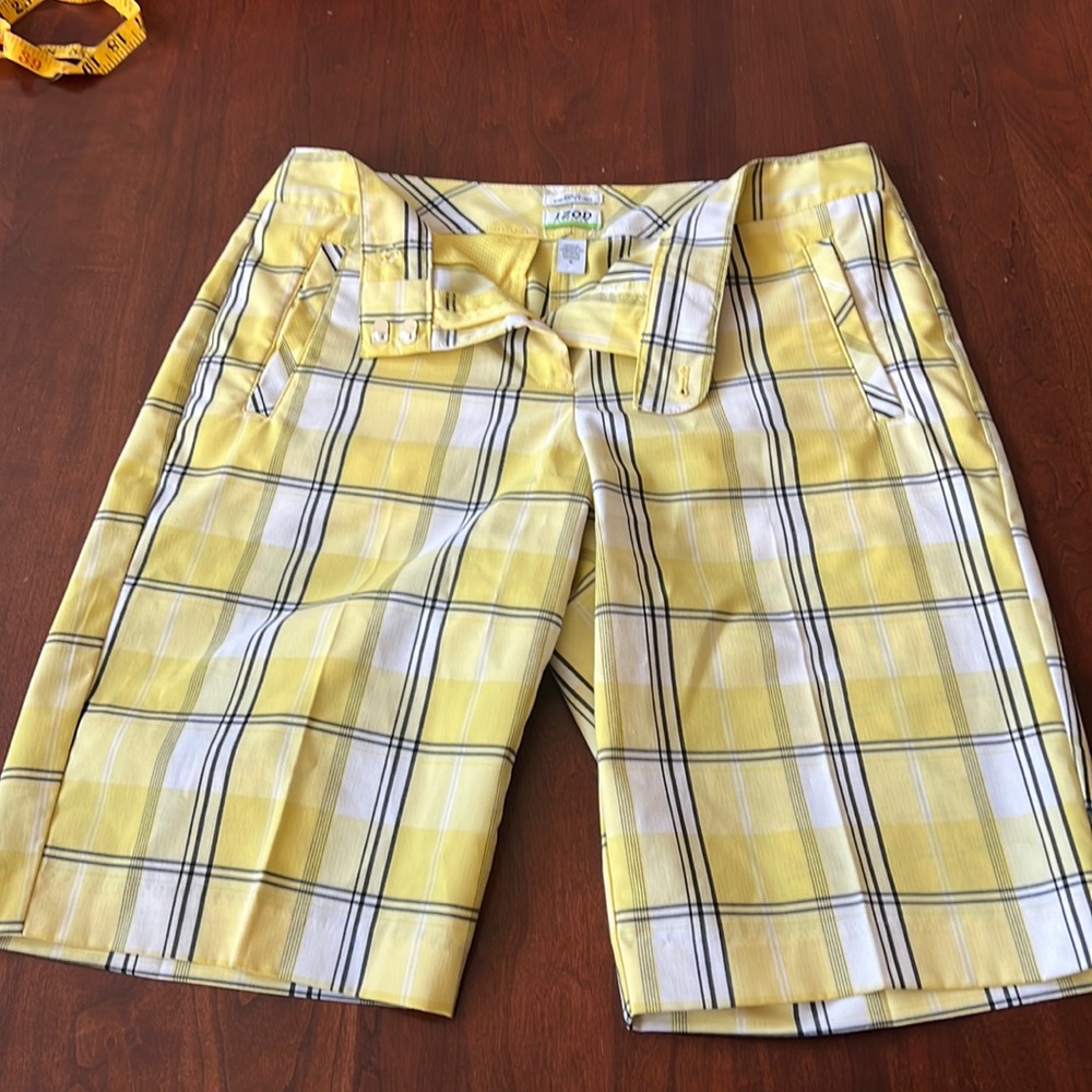 izod golf shorts